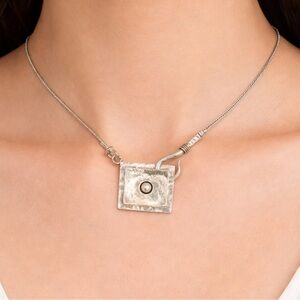 Silpada Didae Retired Vintage N0488 Sterling Silver & Pearl Front Hook Necklace